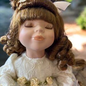 Adorable Collector’s Choice Musical Doll Teresa